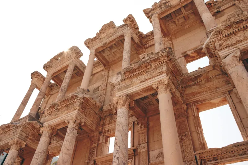 Educated Captives: How History's Greatest Powers Turned Enemies Into Allies Through Strategic Hospitality